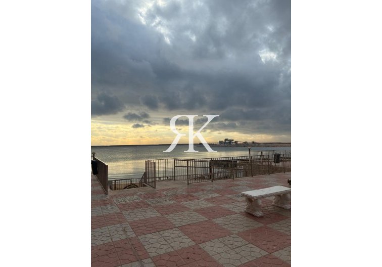 Segunda mano - Apartamento  - Torrevieja - El Acequión - Los Náufragos