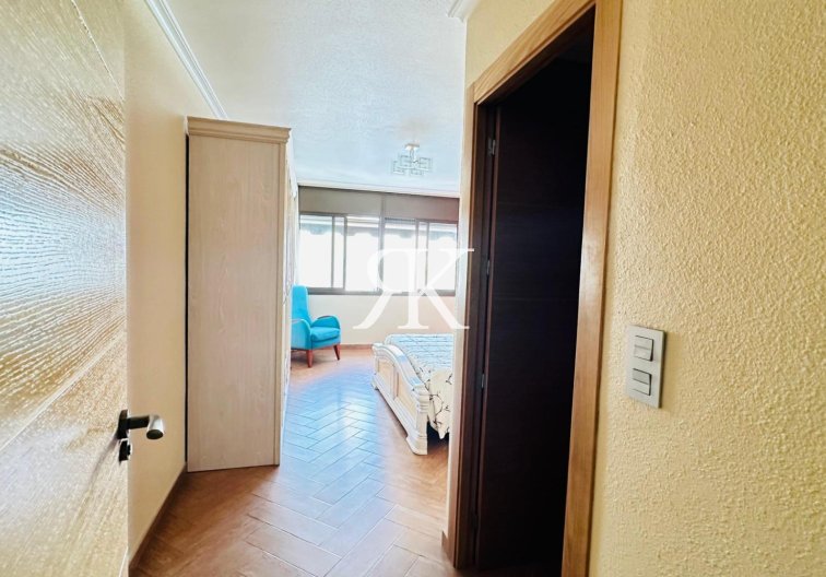 Revente - Appartement - Torrevieja - Centro
