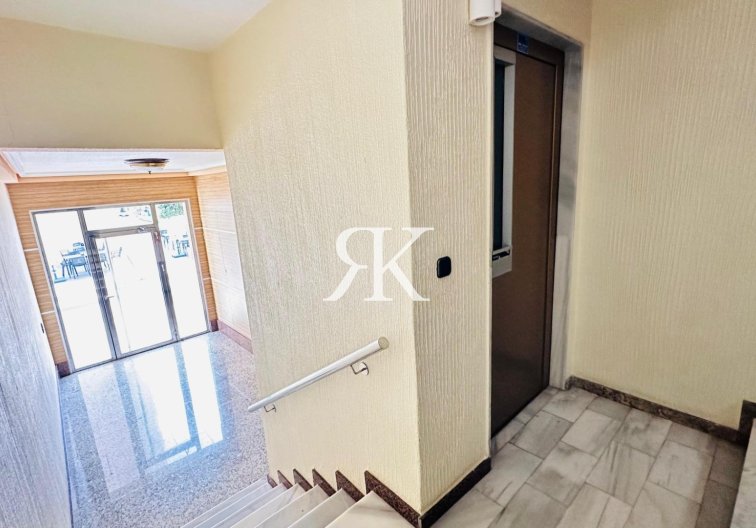 Revente - Appartement - Torrevieja - Centro