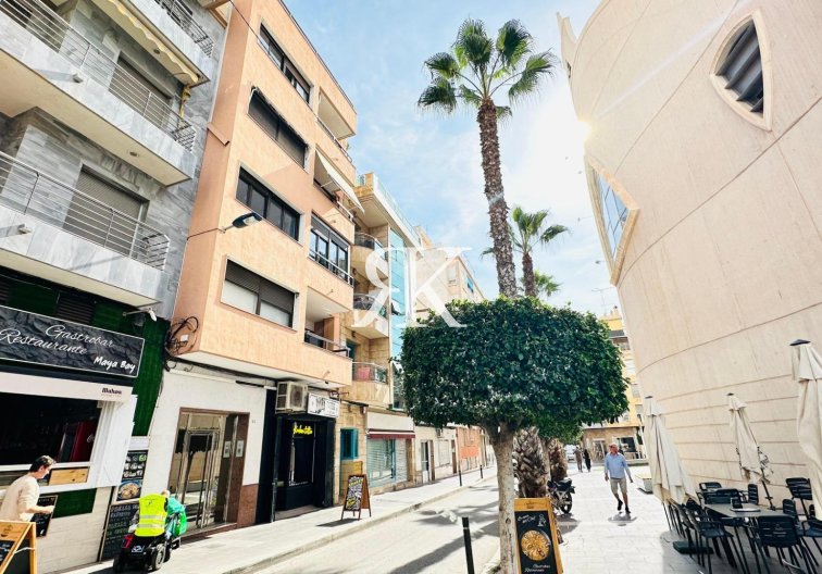 Revente - Appartement - Torrevieja - Centro