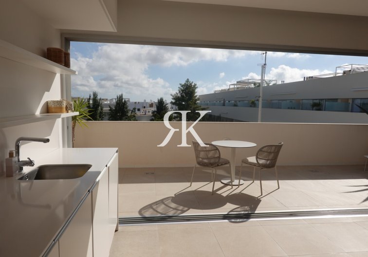 Revente - Apartment Penthouse - Torrevieja - Los Balcones 