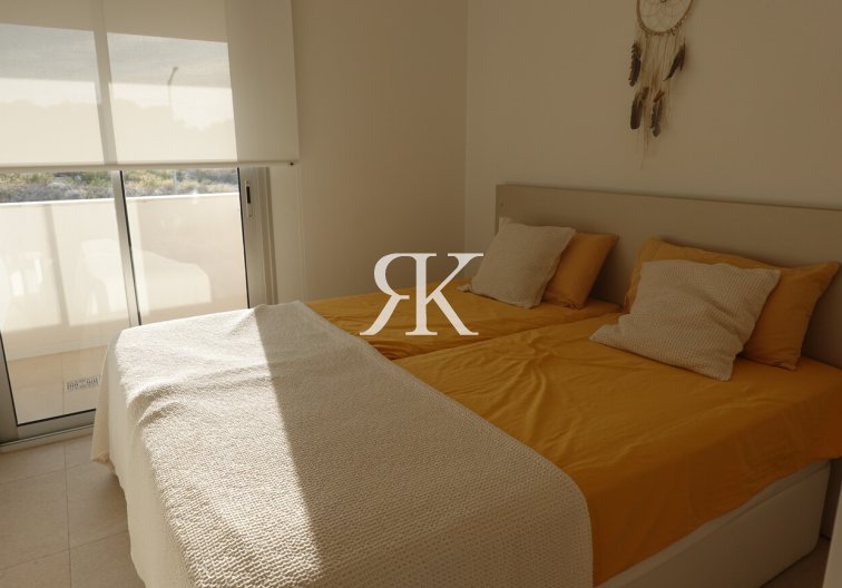 Revente - Apartment Penthouse - Torrevieja - Los Balcones 