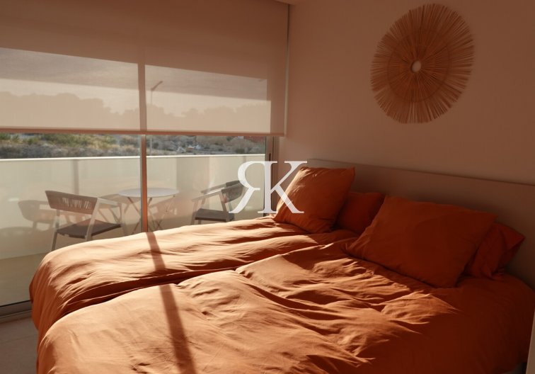 Revente - Apartment Penthouse - Torrevieja - Los Balcones 