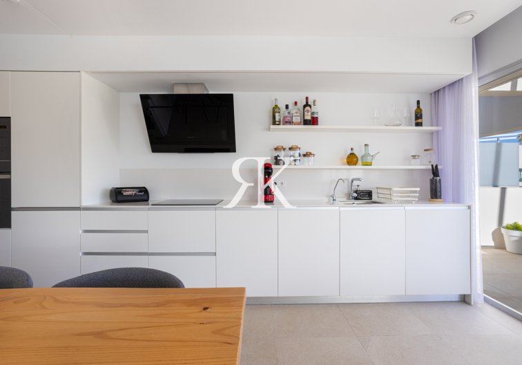 Herverkoop - Apartment Penthouse - Torrevieja - Los Balcones 