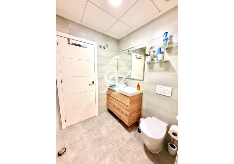 Herverkoop - Appartement - Orihuela Costa - Villamartín-las Filipinas