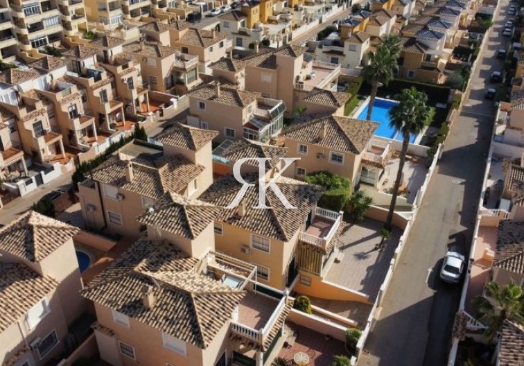 Wiederverkauf - villa - Orihuela Costa - Costa Blanca