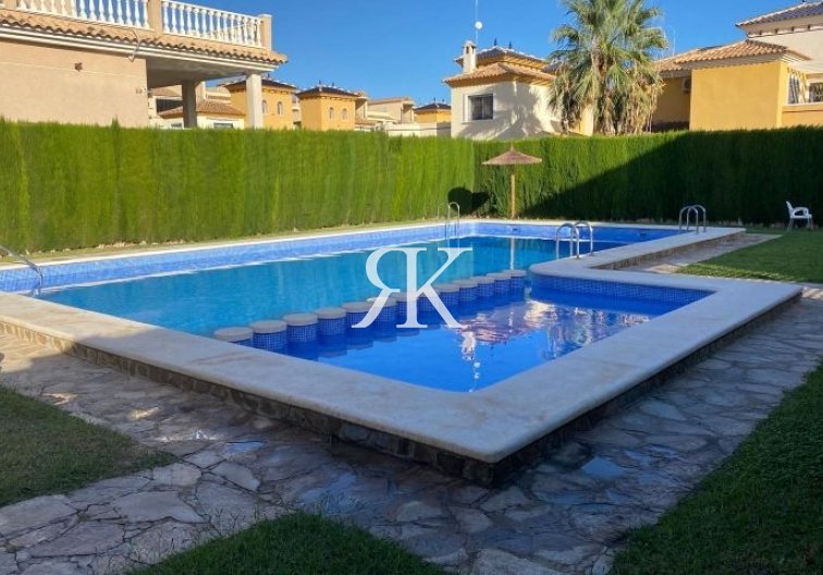 Wiederverkauf - villa - Orihuela Costa - Costa Blanca