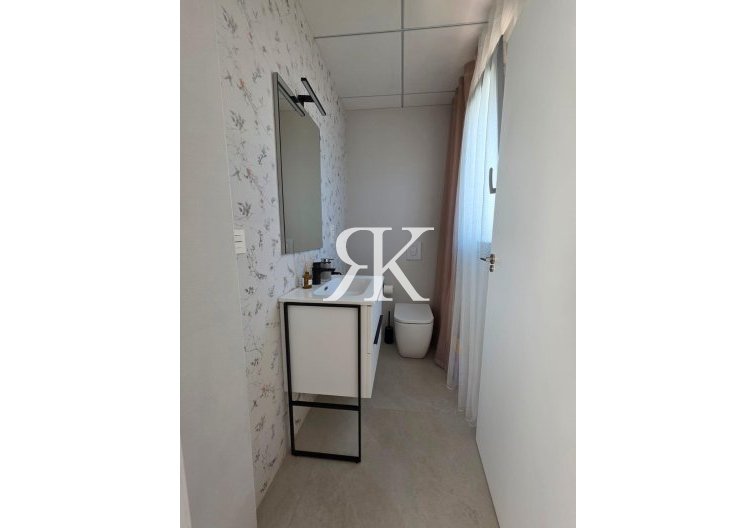 Segunda mano - villa - Benijofar