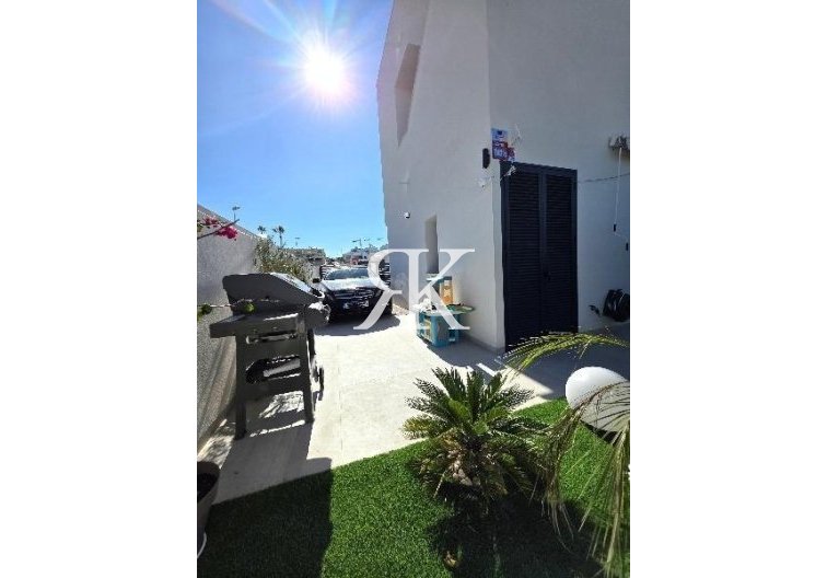 Segunda mano - villa - Benijofar