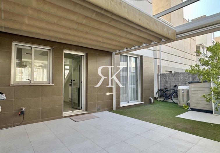 Revente - villa - Orihuela Costa - Costa Blanca