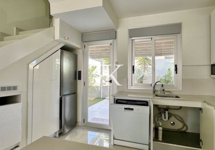 Revente - villa - Orihuela Costa - Costa Blanca