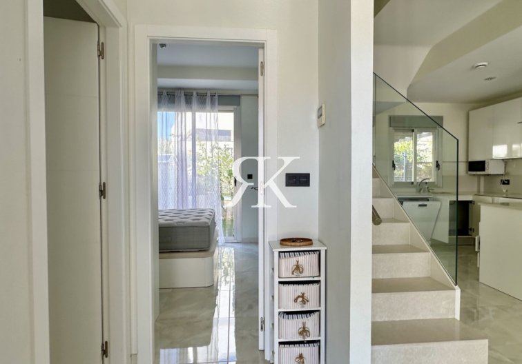 Revente - villa - Orihuela Costa - Costa Blanca