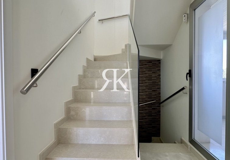 Revente - villa - Orihuela Costa - Costa Blanca