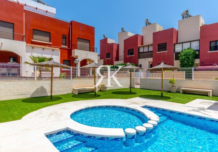 Revente - town house - Torrevieja - Aguas Nuevas