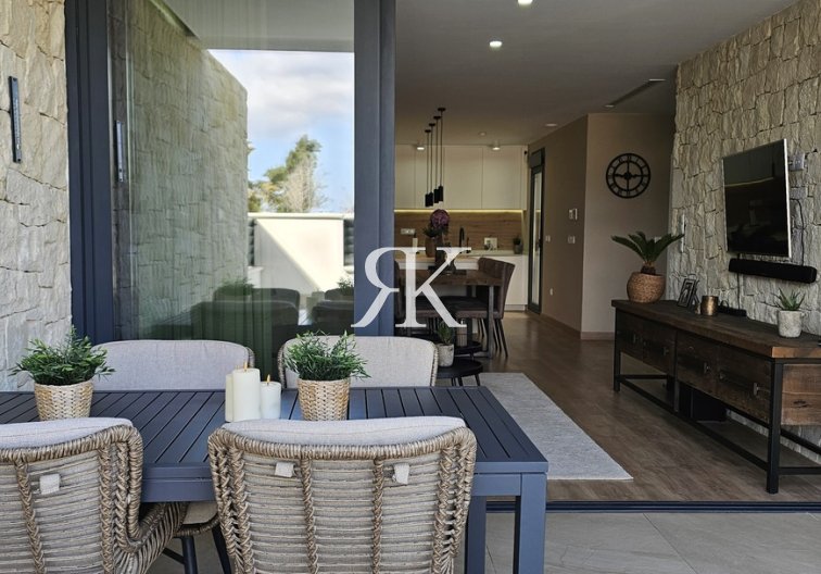 Revente - villa - Dolores - Sector 4