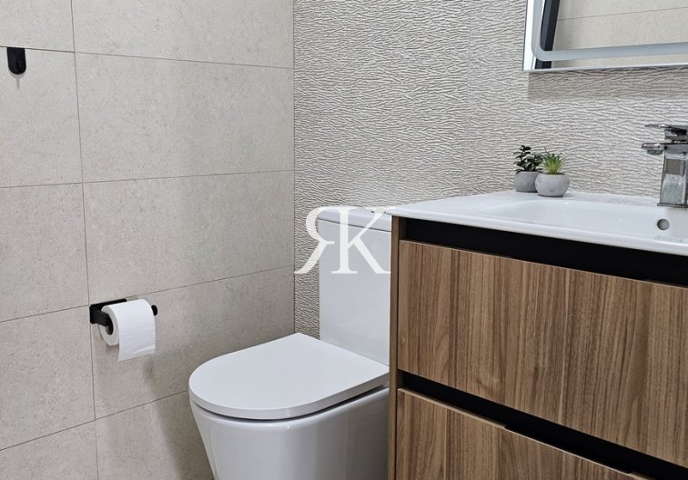 Revente - villa - Dolores - Sector 4