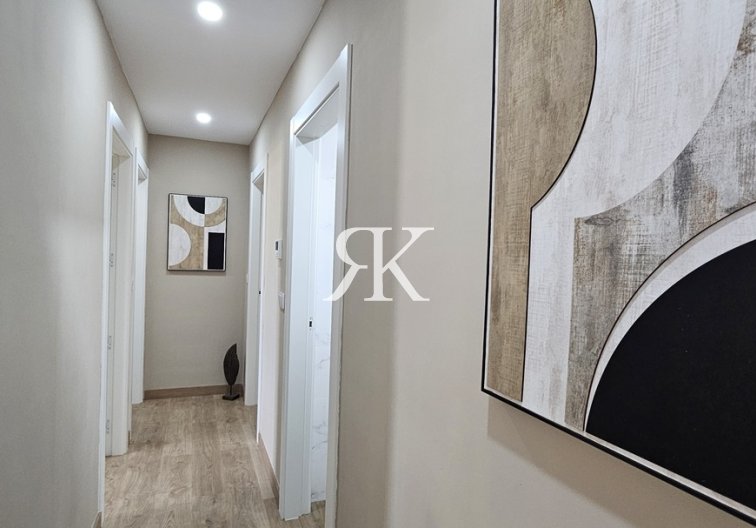 Revente - villa - Dolores - Sector 4