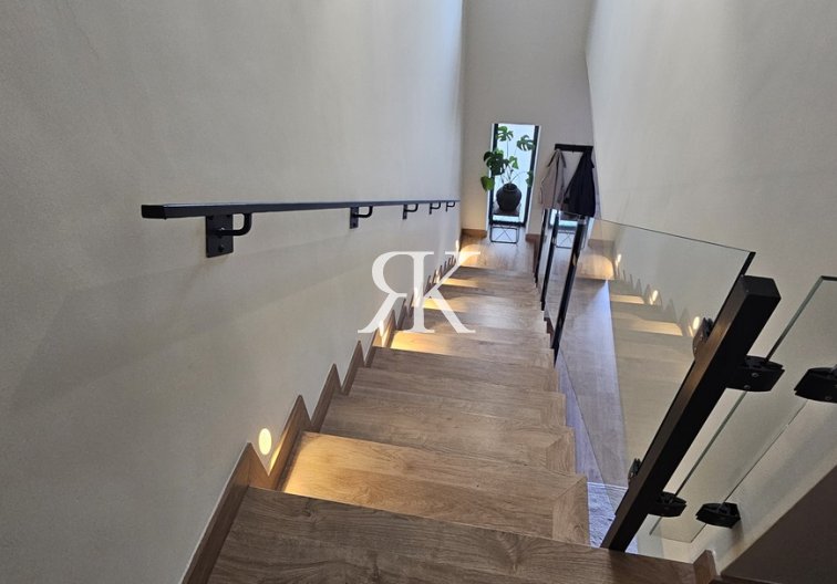 Revente - villa - Dolores - Sector 4