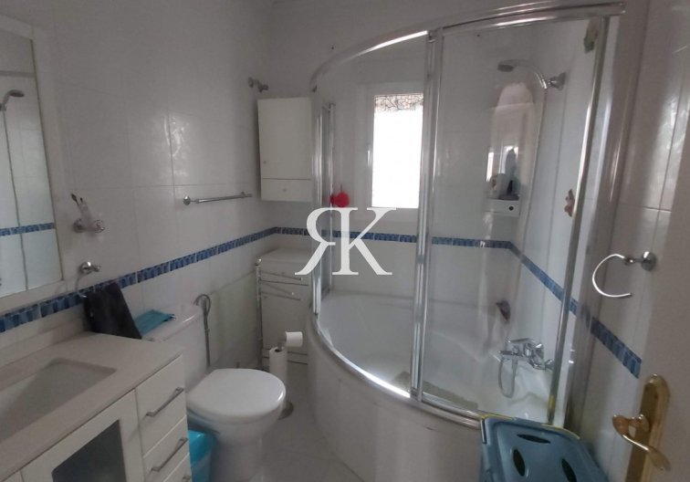 Segunda mano - villa - Benimar - Costa Blanca