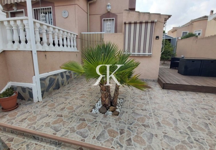 Segunda mano - villa - Benimar - Costa Blanca