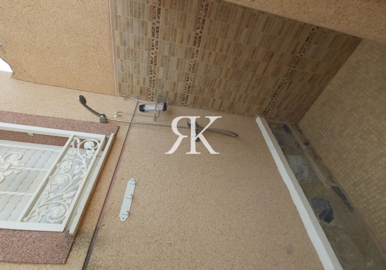 Segunda mano - villa - Benimar - Costa Blanca