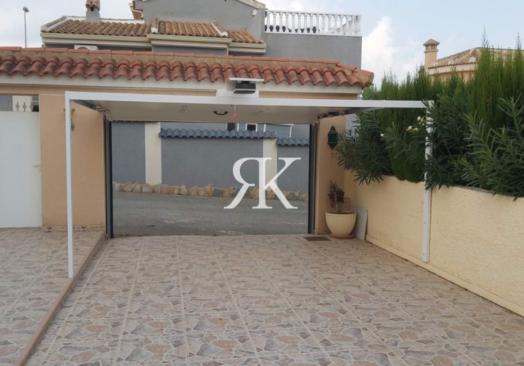 Segunda mano - villa - Benimar - Costa Blanca