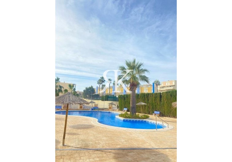 Herverkoop - Duplex - Orihuela Costa - Campoamor