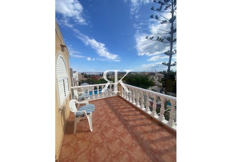 Revente - villa - Los Balcones - Costa Blanca