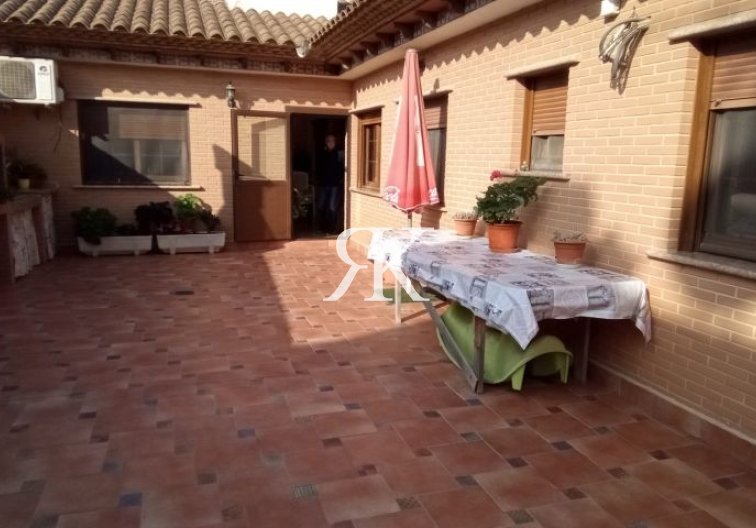 Revente - villa - Pilar de la Horadada - Costa Blanca