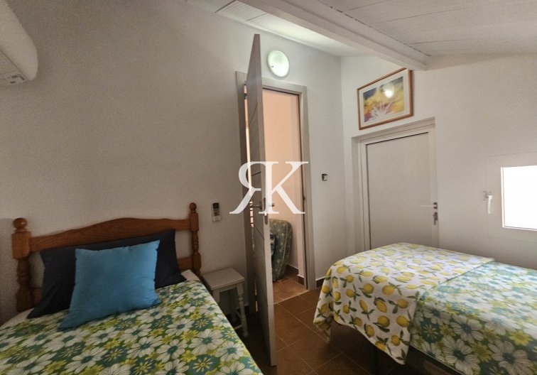 Resale - Bungalow - La Zenia - Costa Blanca