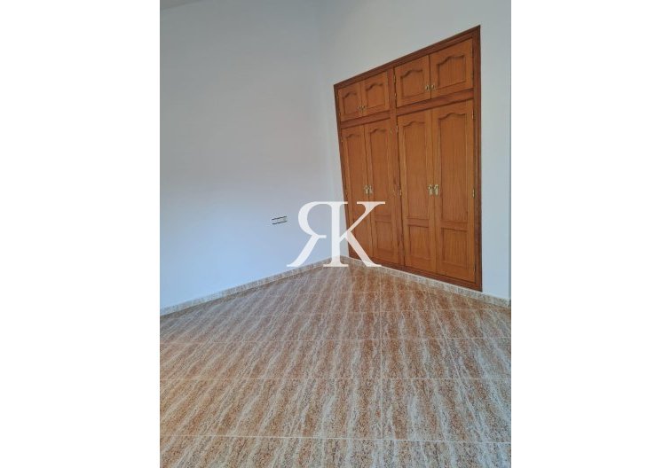 Revente - villa - Orihuela - Los Huertos