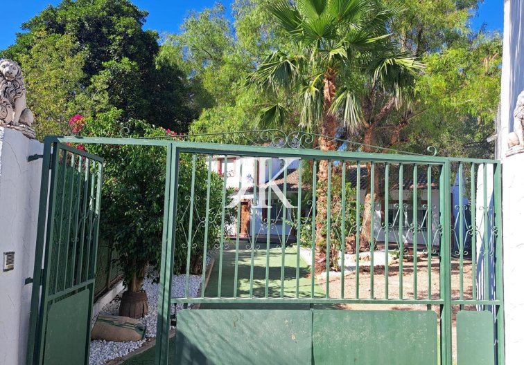 Revente - villa - Orihuela - Los Huertos