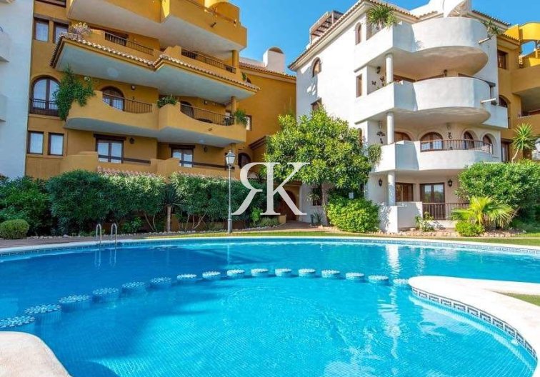 Resale - Apartment - Torrevieja - Punta Prima