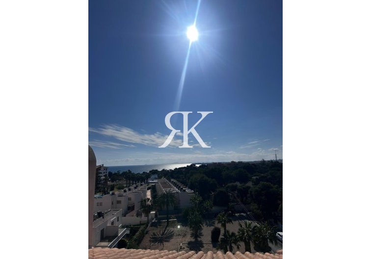 Resale - Apartment - Torrevieja - Punta Prima