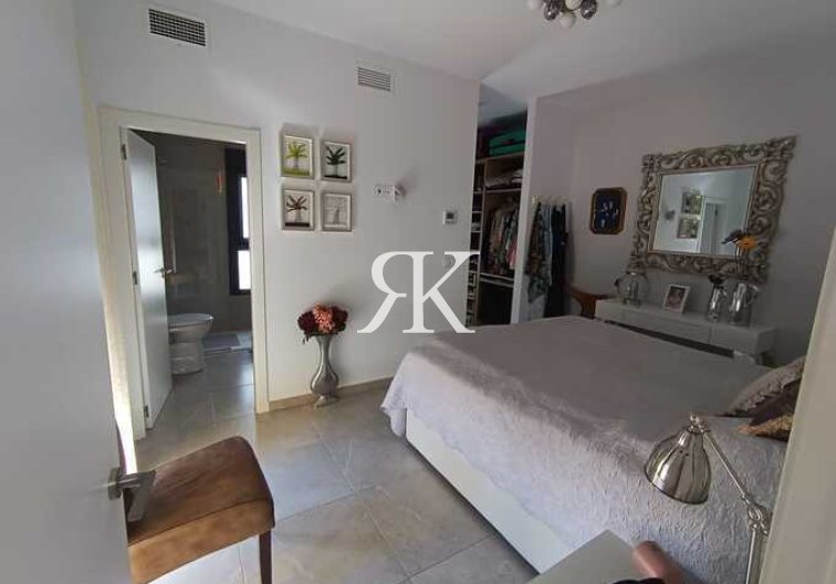 Wiederverkauf - villa - Daya Nueva - Costa Blanca