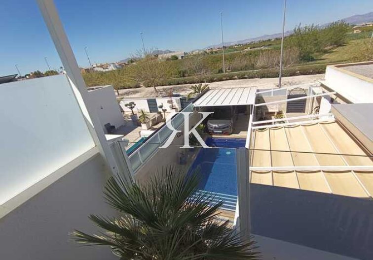 Wiederverkauf - villa - Daya Nueva - Costa Blanca