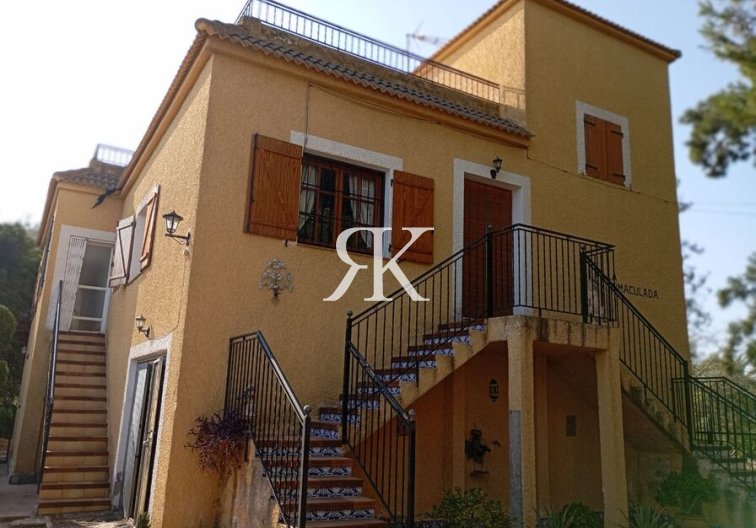 Wiederverkauf - villa - Daya Nueva - Costa Blanca