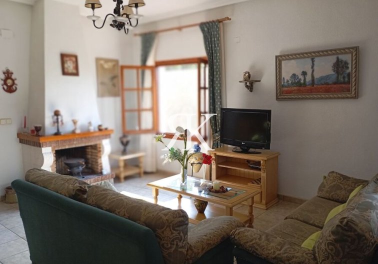 Wiederverkauf - villa - Daya Nueva - Costa Blanca