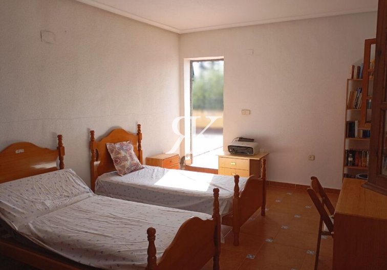 Wiederverkauf - villa - Daya Nueva - Costa Blanca