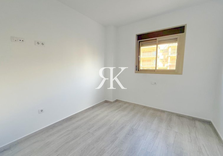 Herverkoop - Appartement - Orihuela Costa - La Zenia