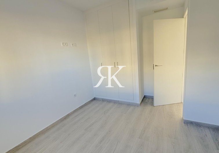 Herverkoop - Appartement - Orihuela Costa - La Zenia