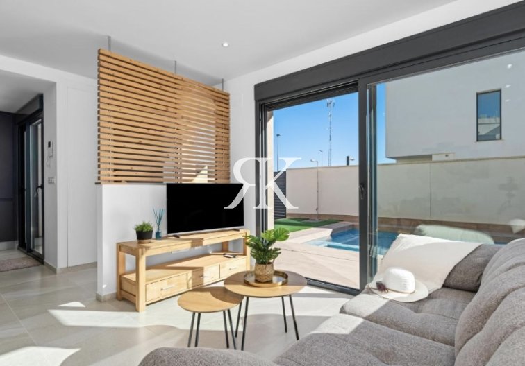 Revente - villa - San Miguel de Salinas - Inland