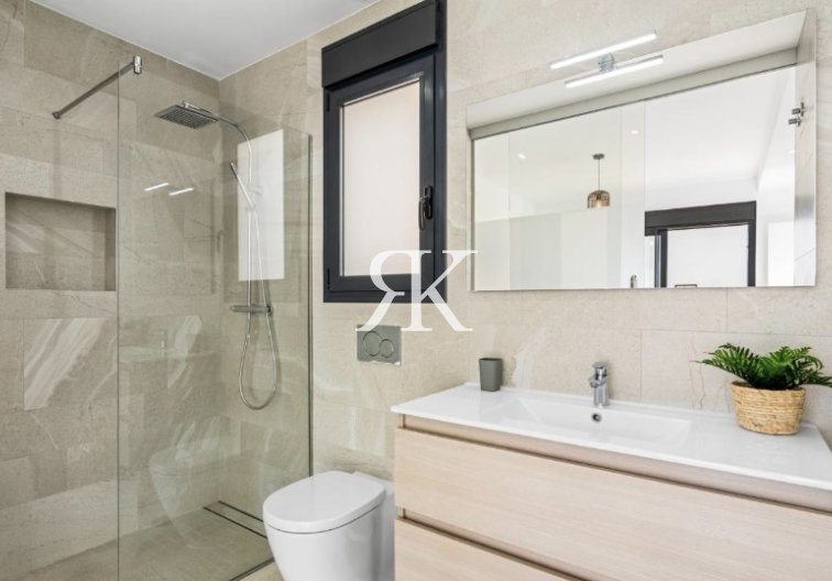 Revente - villa - San Miguel de Salinas - Inland