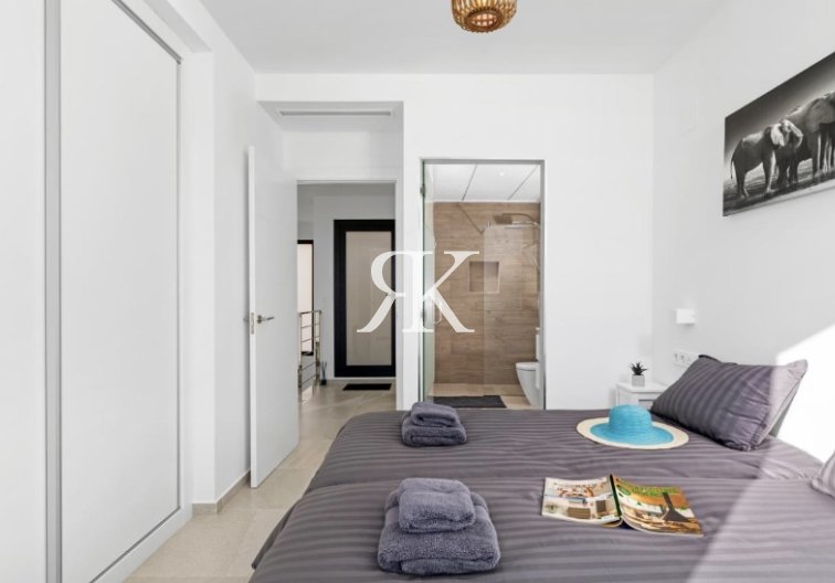 Revente - villa - San Miguel de Salinas - Inland