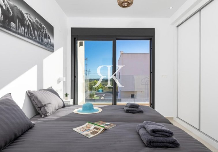 Revente - villa - San Miguel de Salinas - Inland