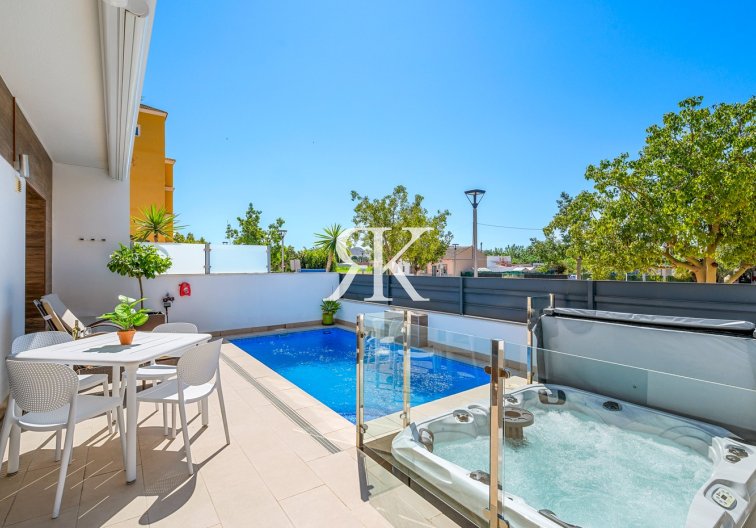 Herverkoop - town house - Formentera del Segura - Costa Blanca