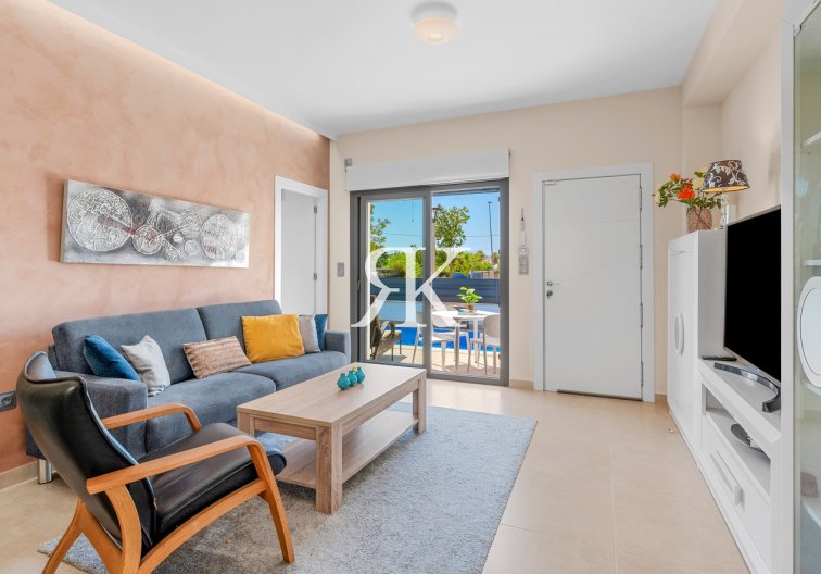 Herverkoop - town house - Formentera del Segura - Costa Blanca