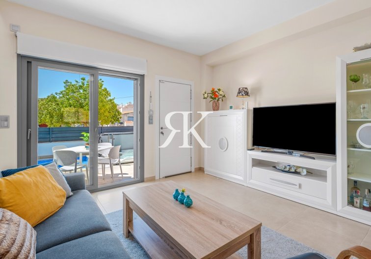 Herverkoop - town house - Formentera del Segura - Costa Blanca