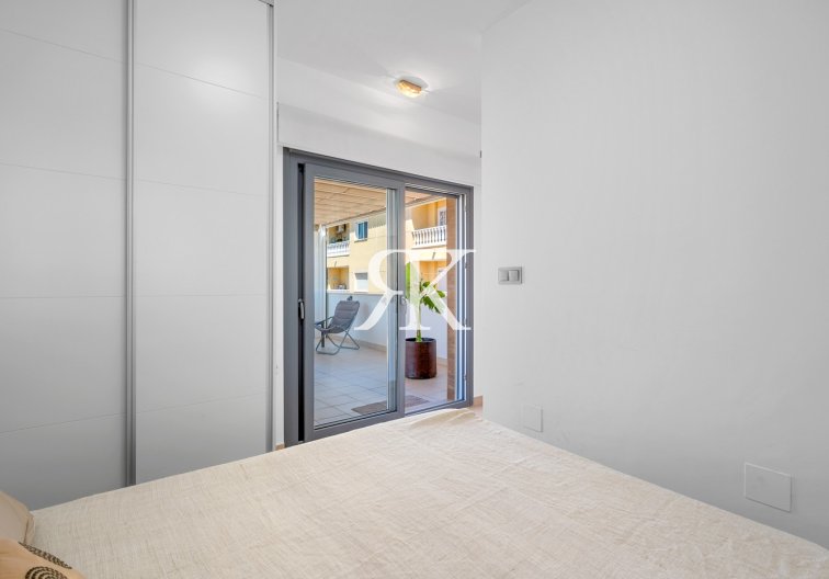 Herverkoop - town house - Formentera del Segura - Costa Blanca