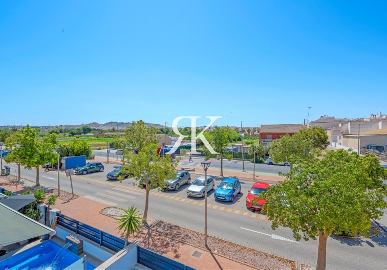 Herverkoop - town house - Formentera del Segura - Costa Blanca